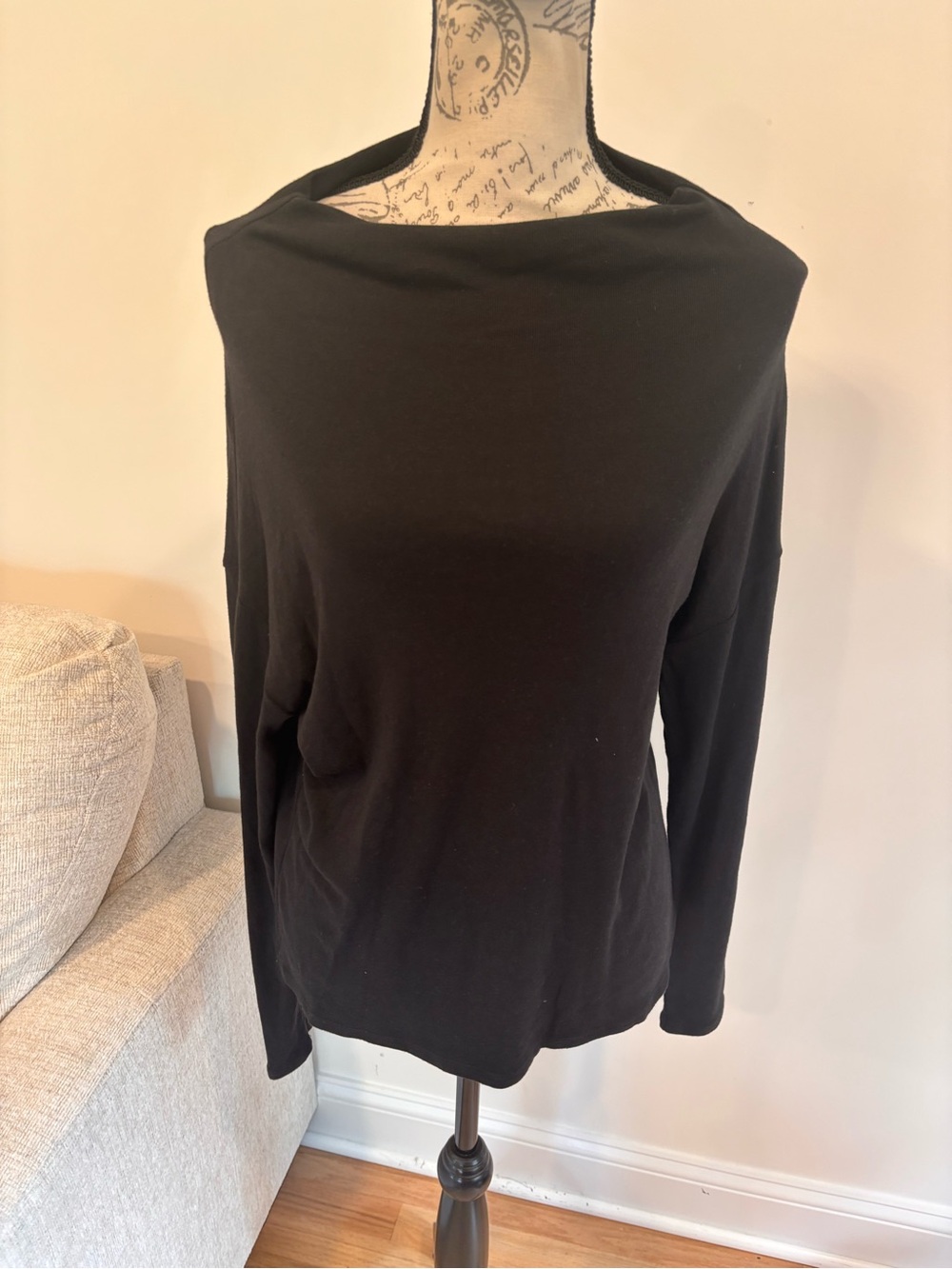 Vince Long Sleeve black sweater size XS